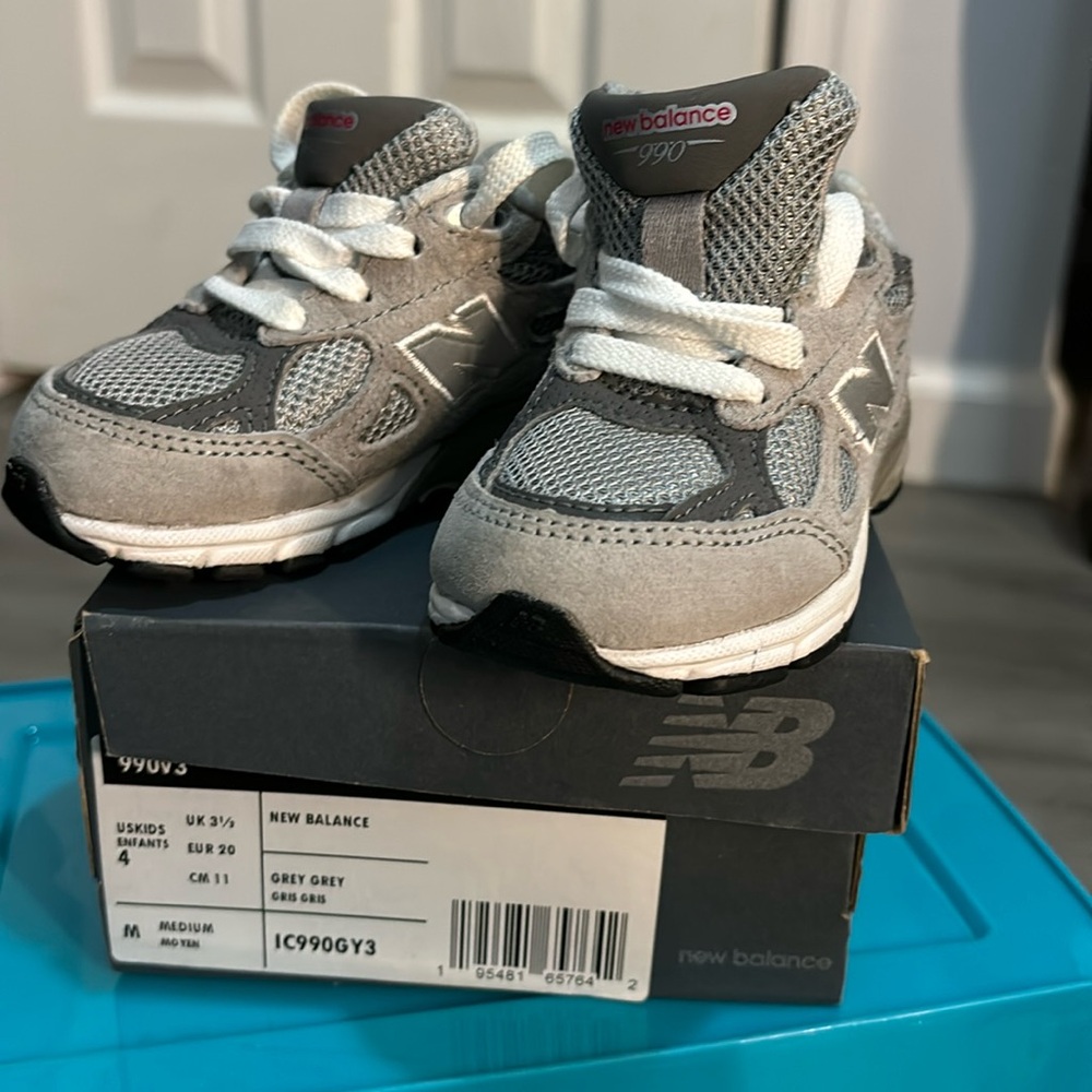 Baby size 4 grey new balance 990